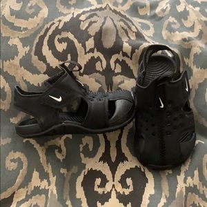 Toddler Nike sandals